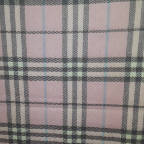 Burberry - Picture 3 of 3